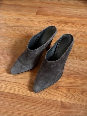 Vince Gray Suede Pointed Toe High Heel Size 38